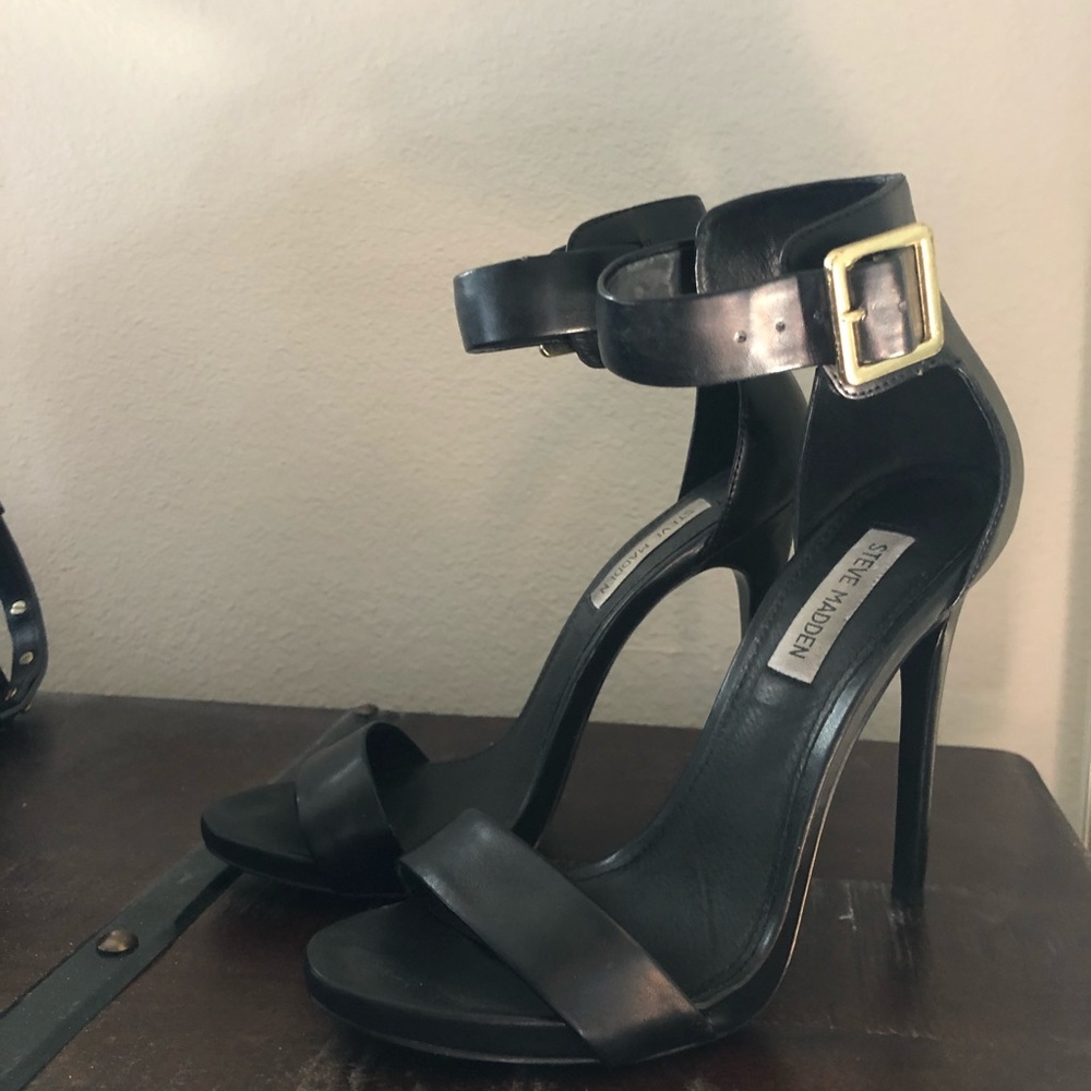 Steve Madden | Marlenee Black Heels